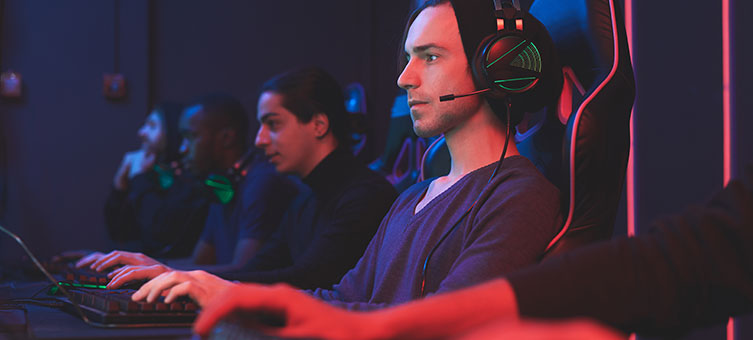 Assessoria jurídica para atletas gamers e influencers